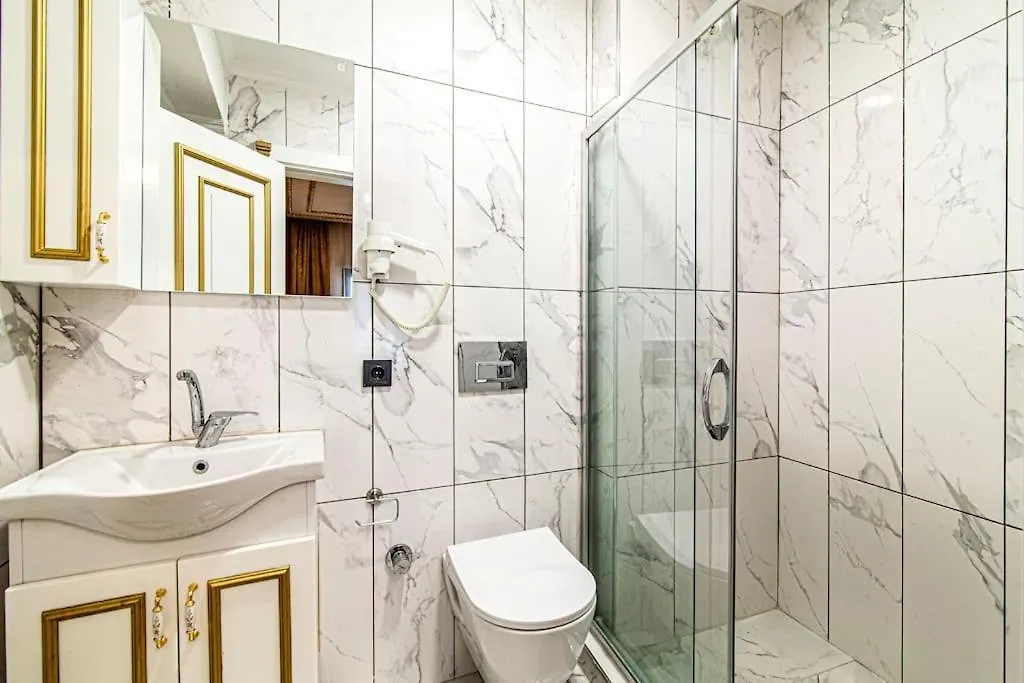 Azad Homes Unkapani Istanboel